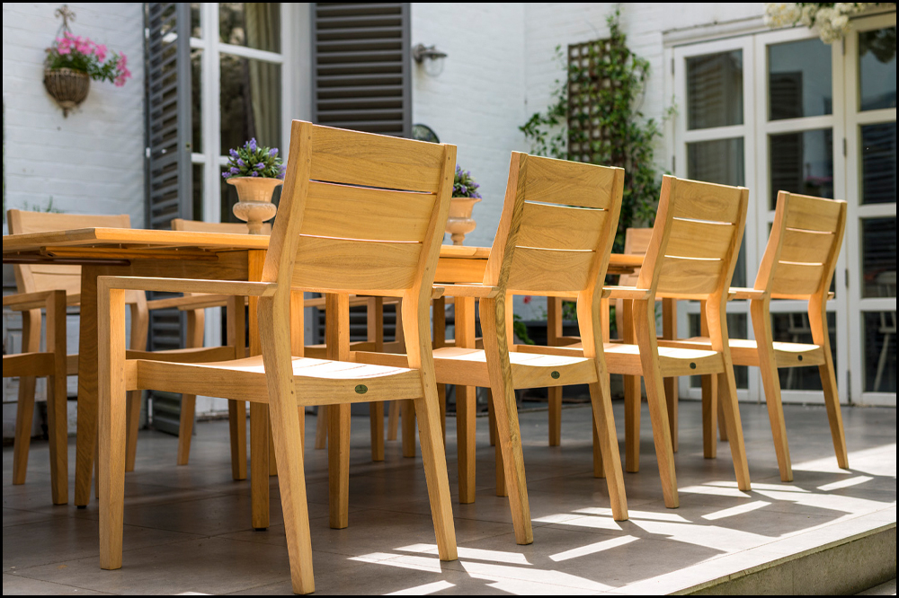 Roble 6, 8 or 10 Seat Roble Extendable Dining Set (High Back Stacking Armchairs)